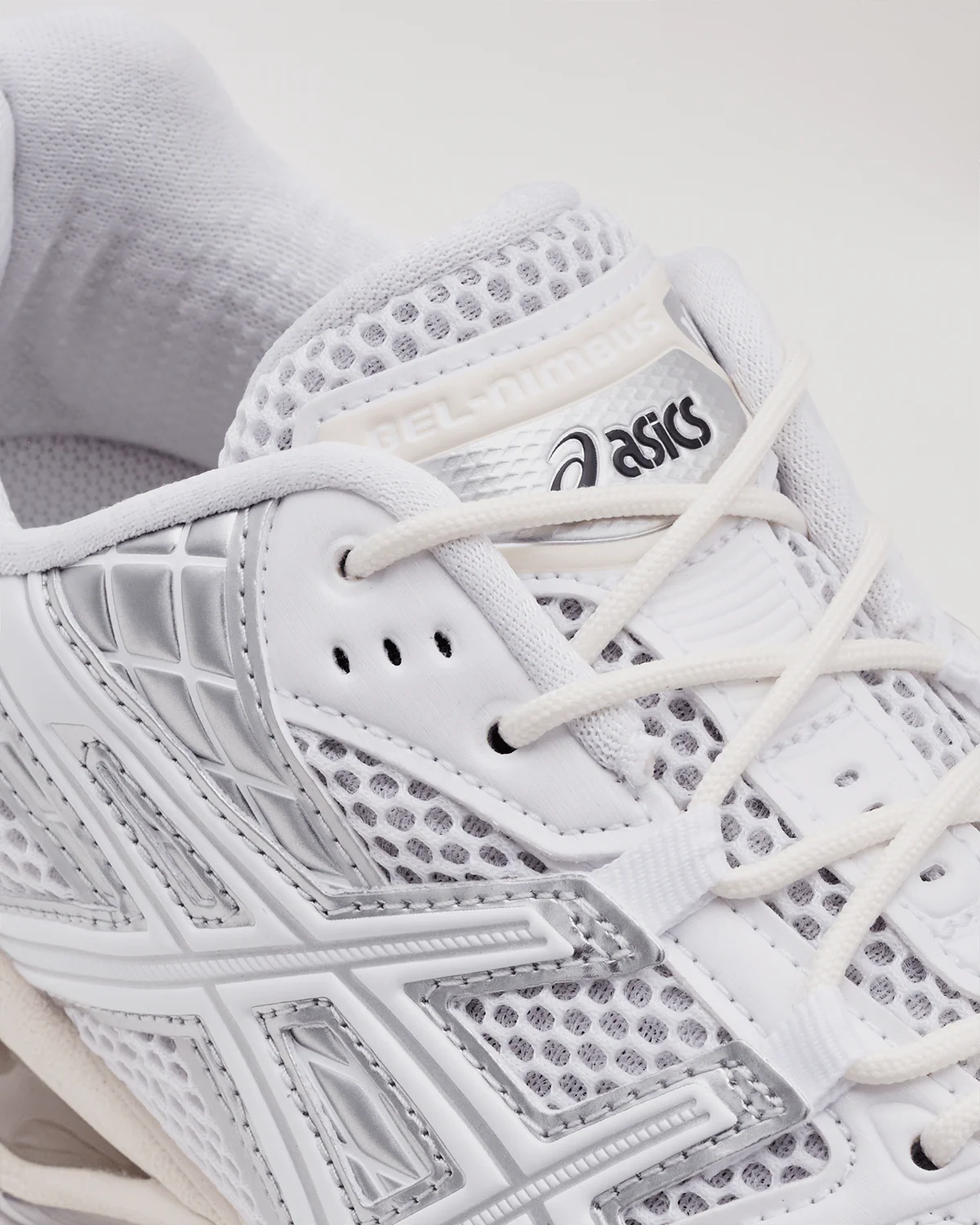 Gel-Nimbus 10.1 White/Pure Silver - Image 4