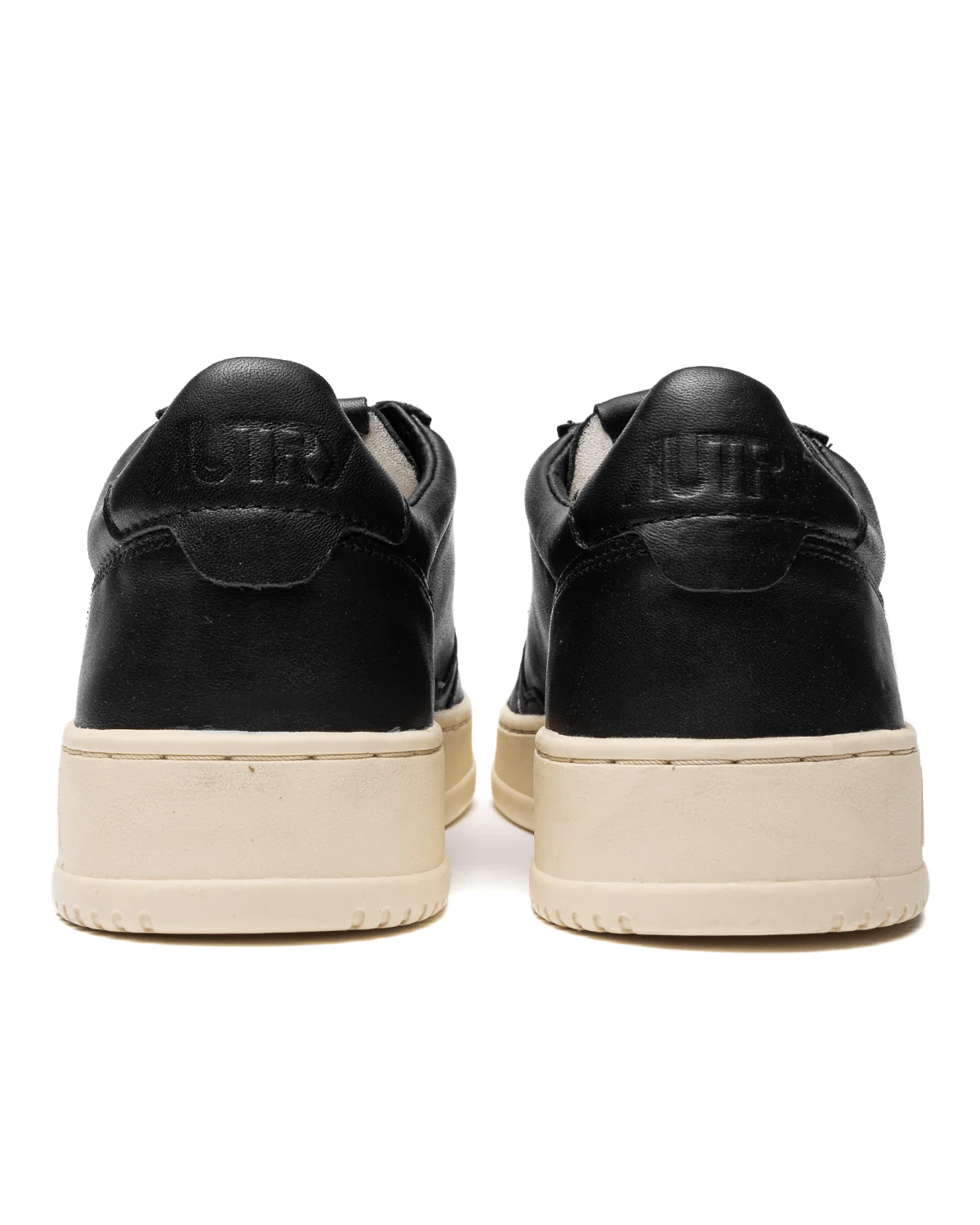 Medalist Goat Suede Black - Image 3
