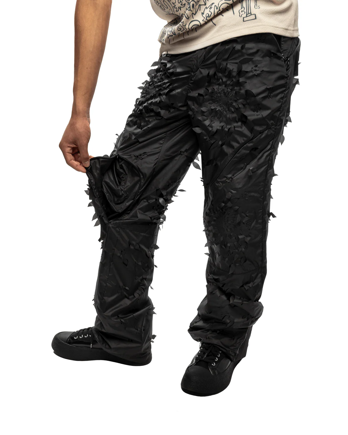 Laser-slashed Petal Trousers Black - Image 5