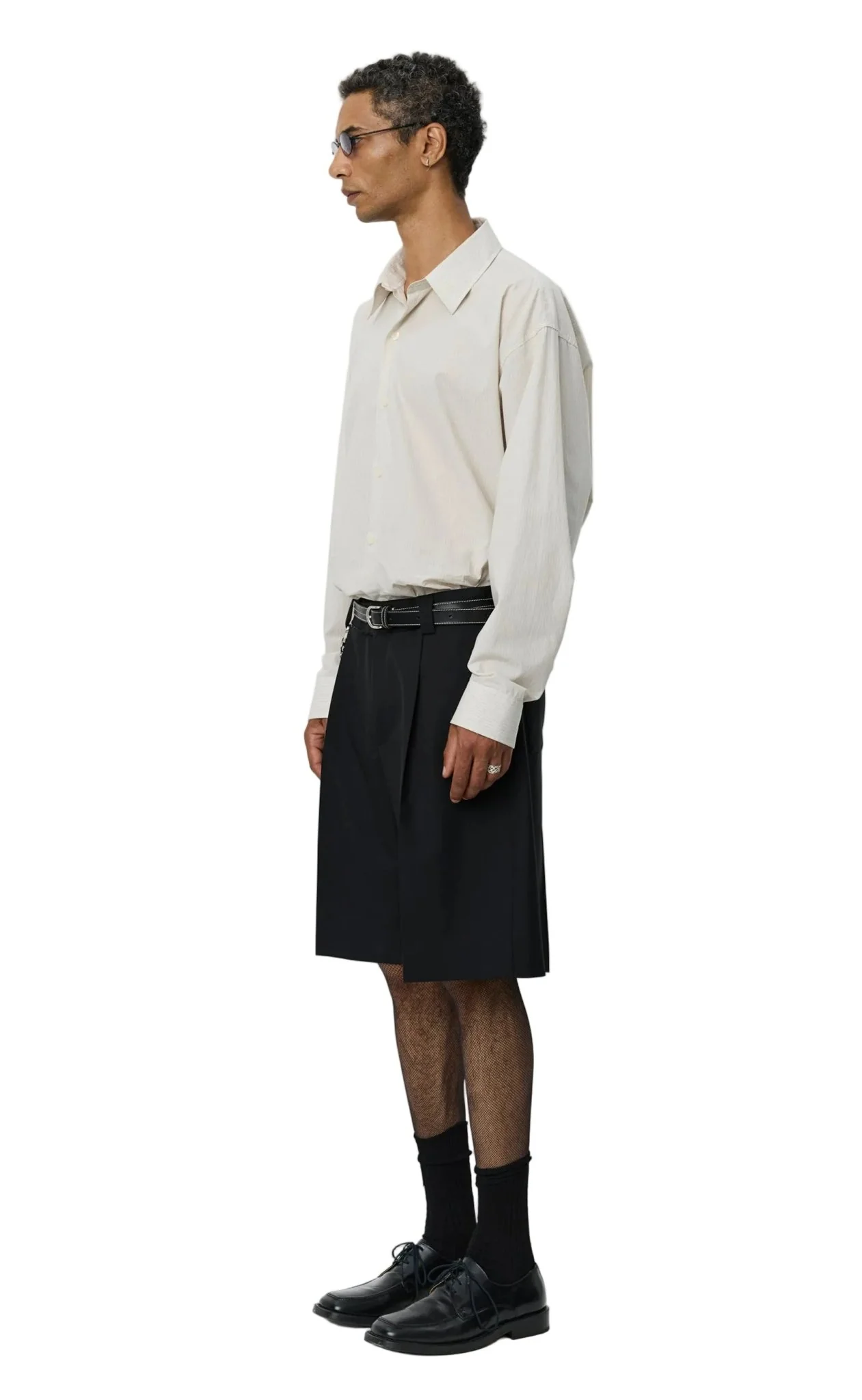 Classic Shorts Black Tropical Wool - Image 2