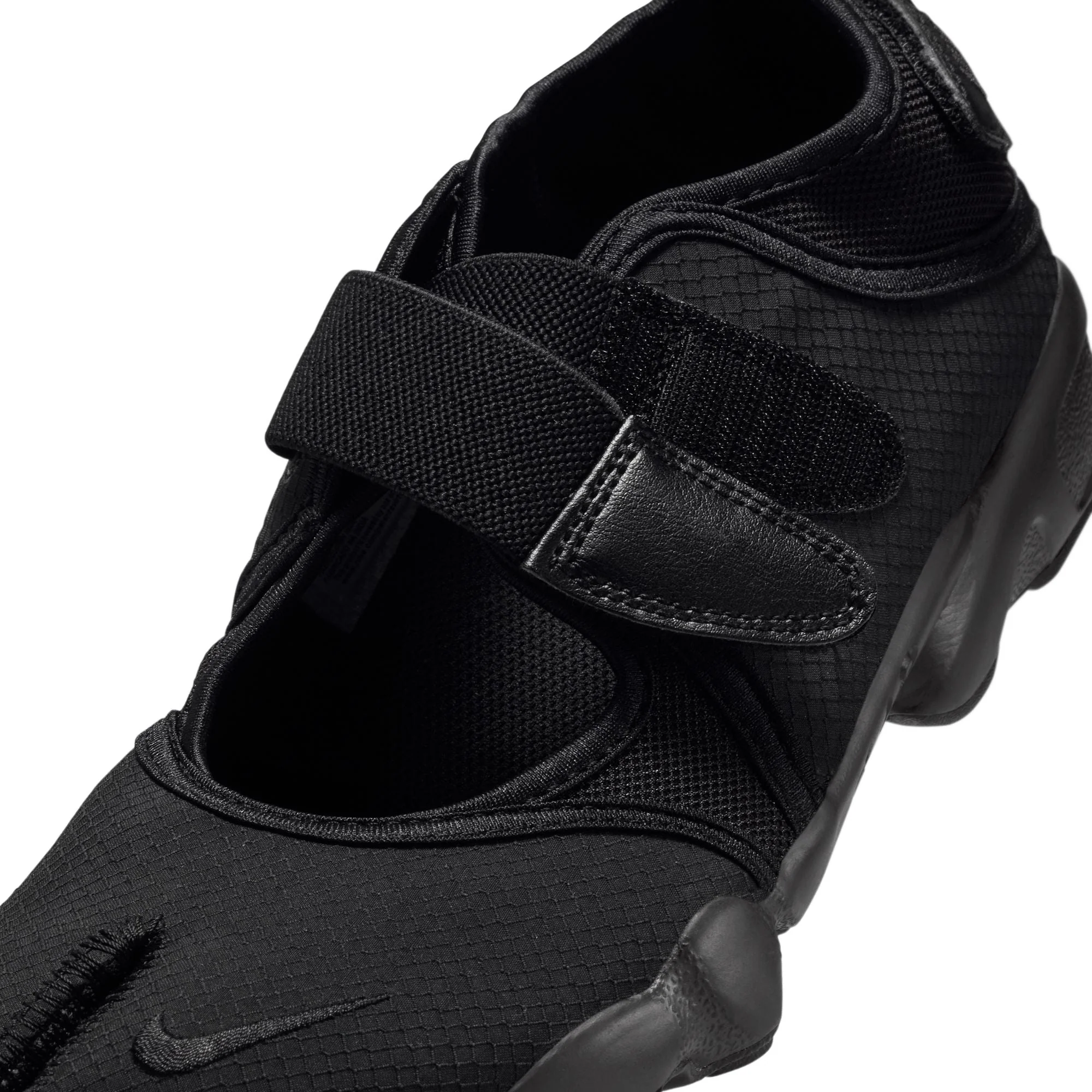 Air Rift Breathe Black - Image 9