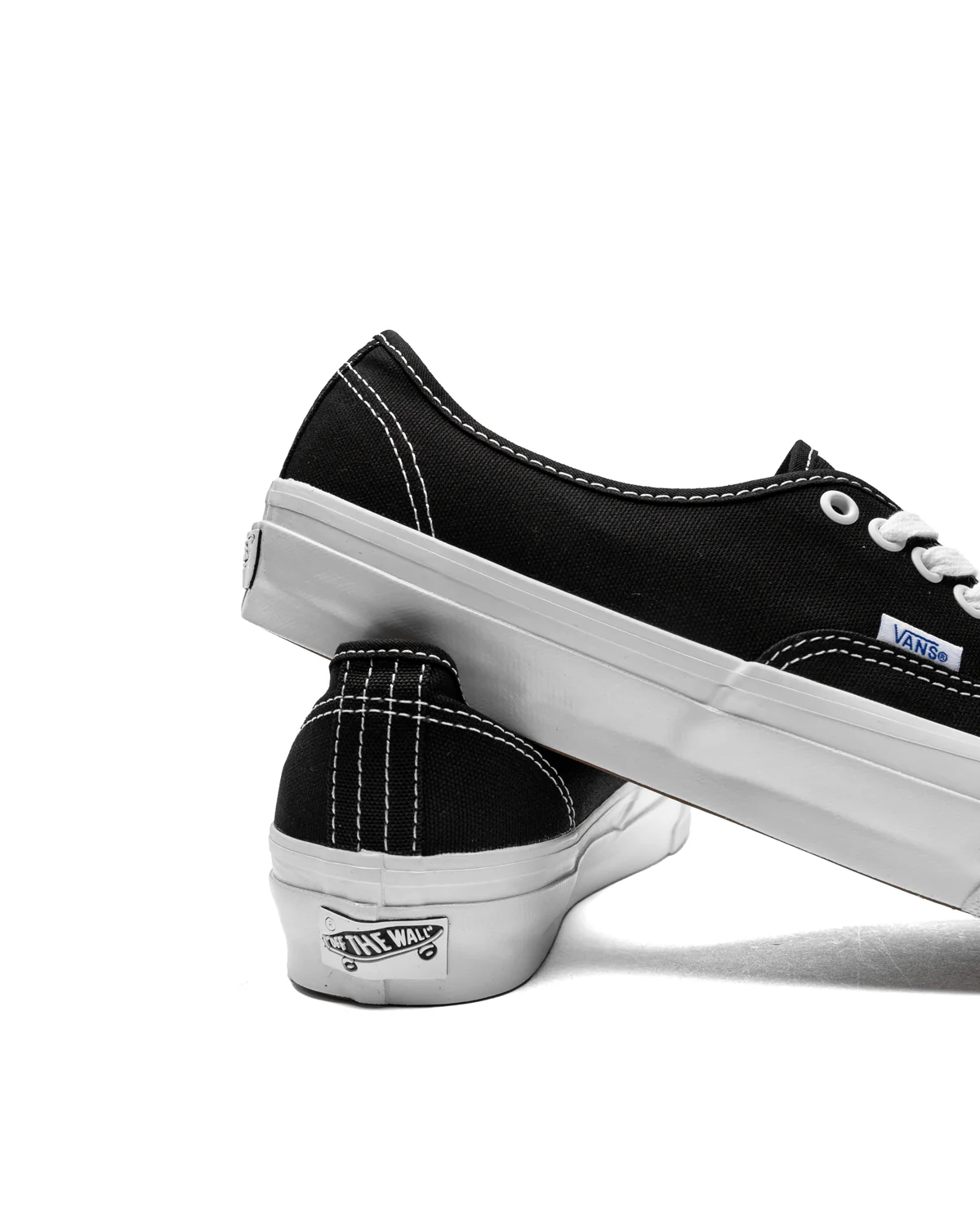 Authentic Reissue 44 LX 'Black White' - Image 5